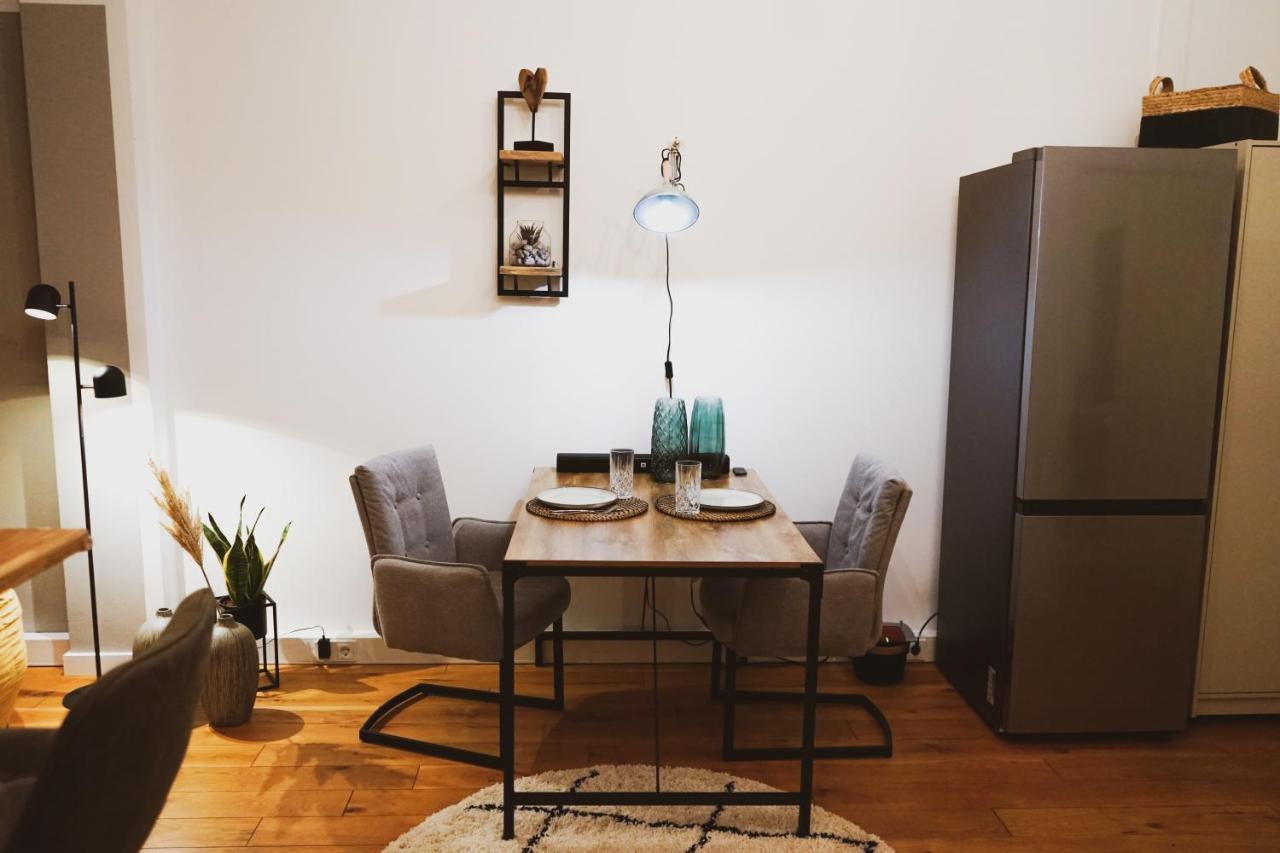 Stilvolles City-Loft Mit Privatem Whirlpool Trier Bagian luar foto